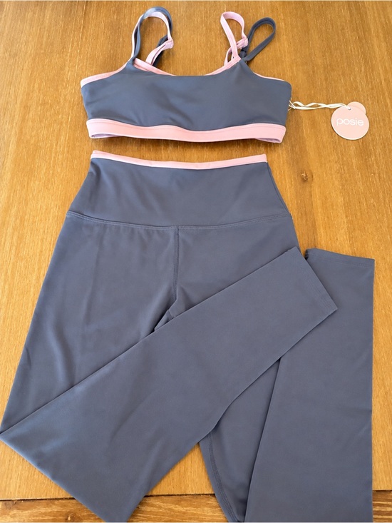 Posie Active Pants - NWT Posie Active Gray & Pink Two Piece Activewear Set Leggings Sports Bra XS